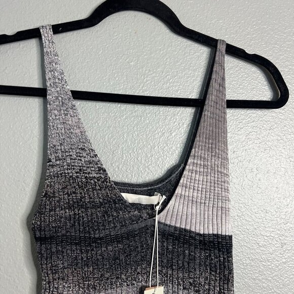 NWT One Grey Day Ribbed V-Neck Knit Tank Stretchy Soft Viscose Ombre Small - Picture 2 of 7
